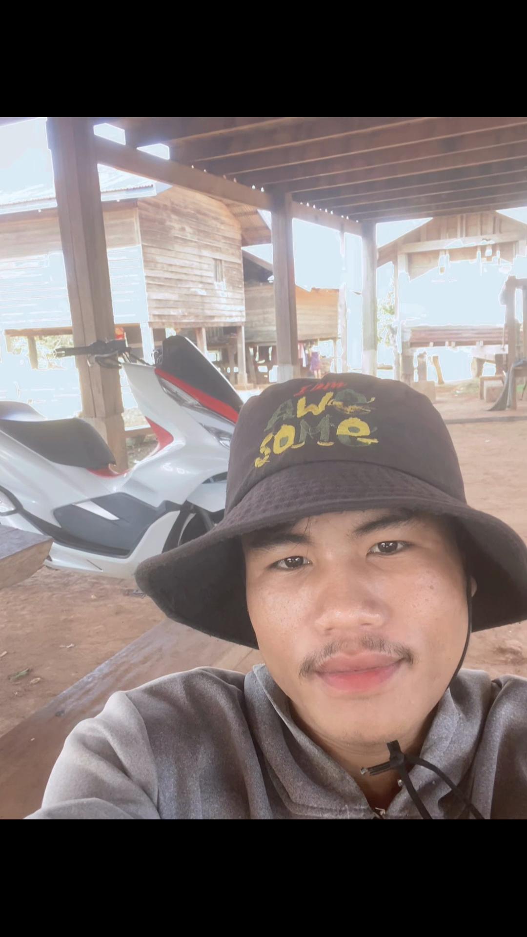 @ຄອນ ພໍຄາລົດມື2💸🥰