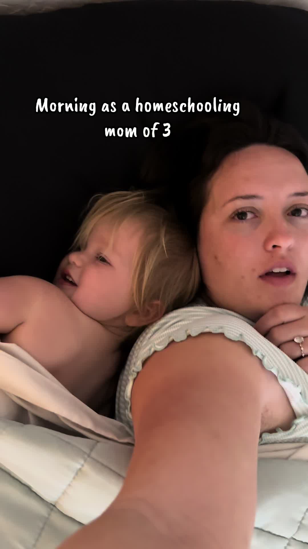 @Jenni | Motherhood & Laughs