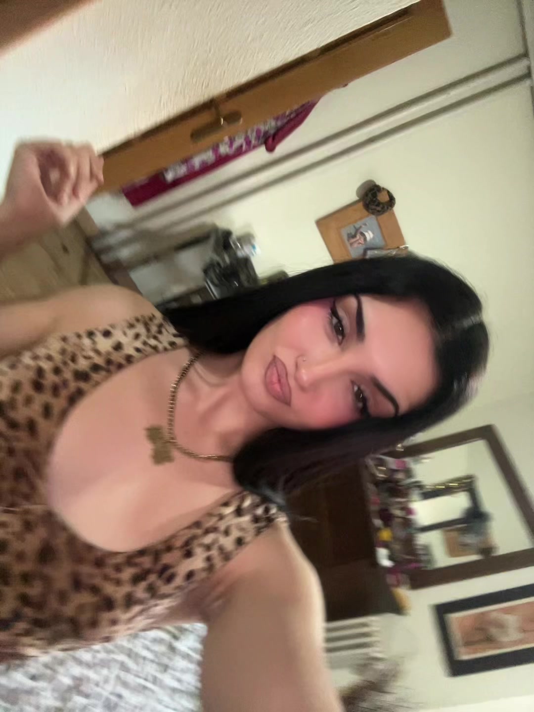 @<3