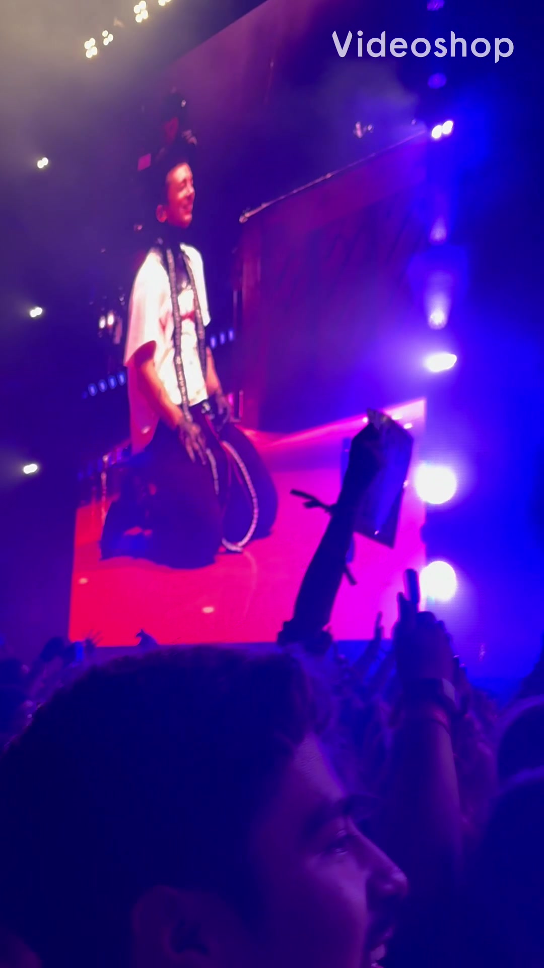 @finn |-/