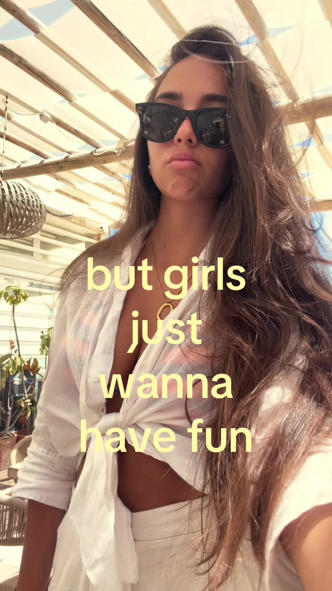 @carlacass
