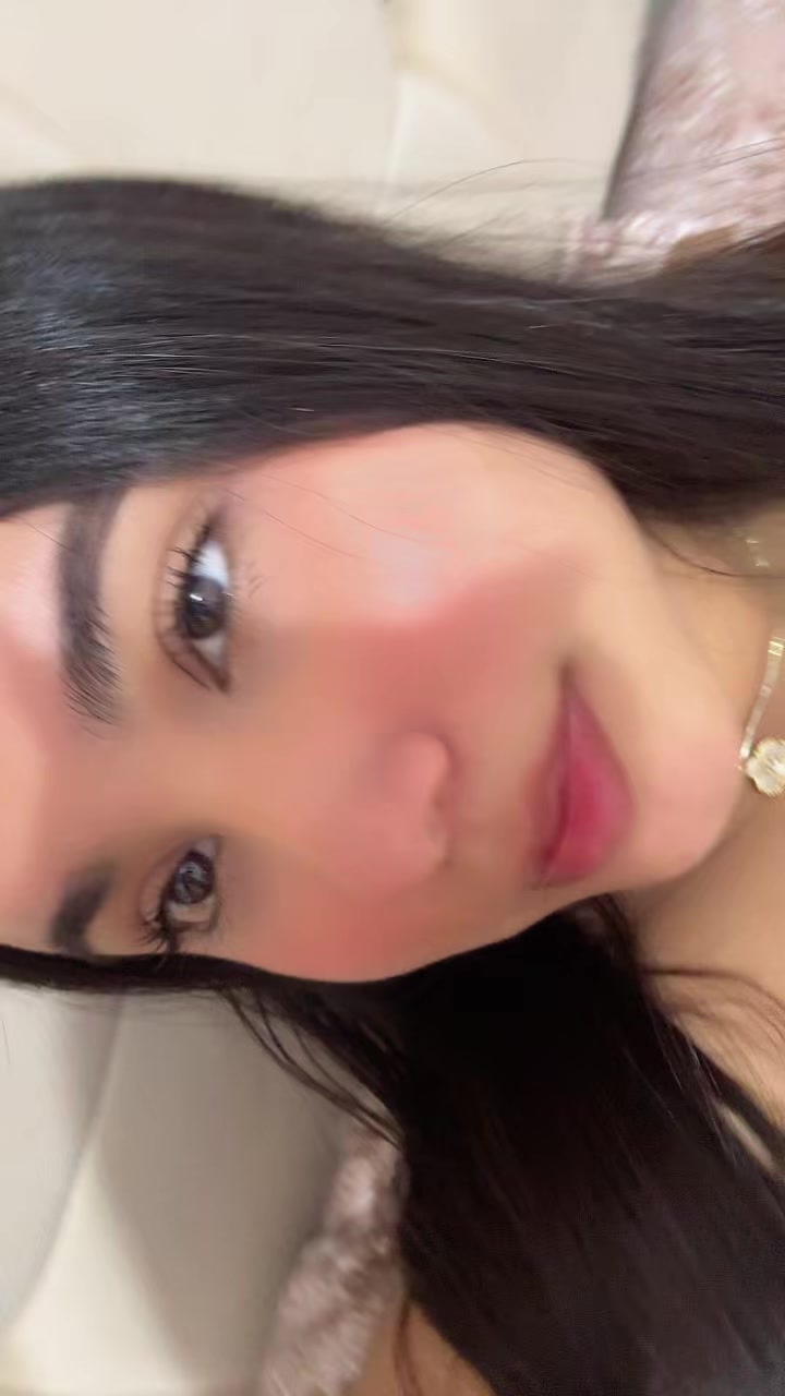 @Nella