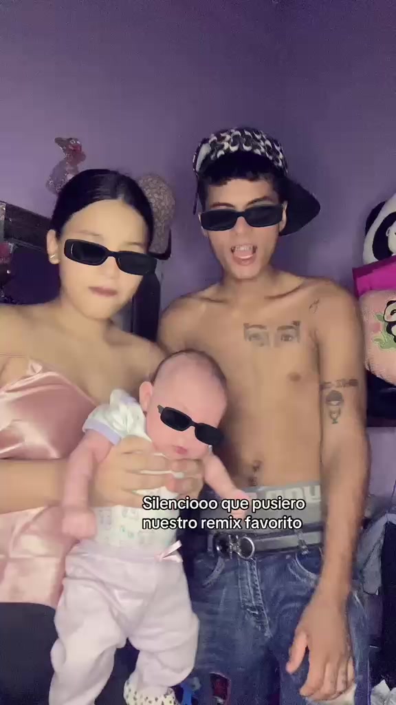 @la ni&ntilde;a tik Tok