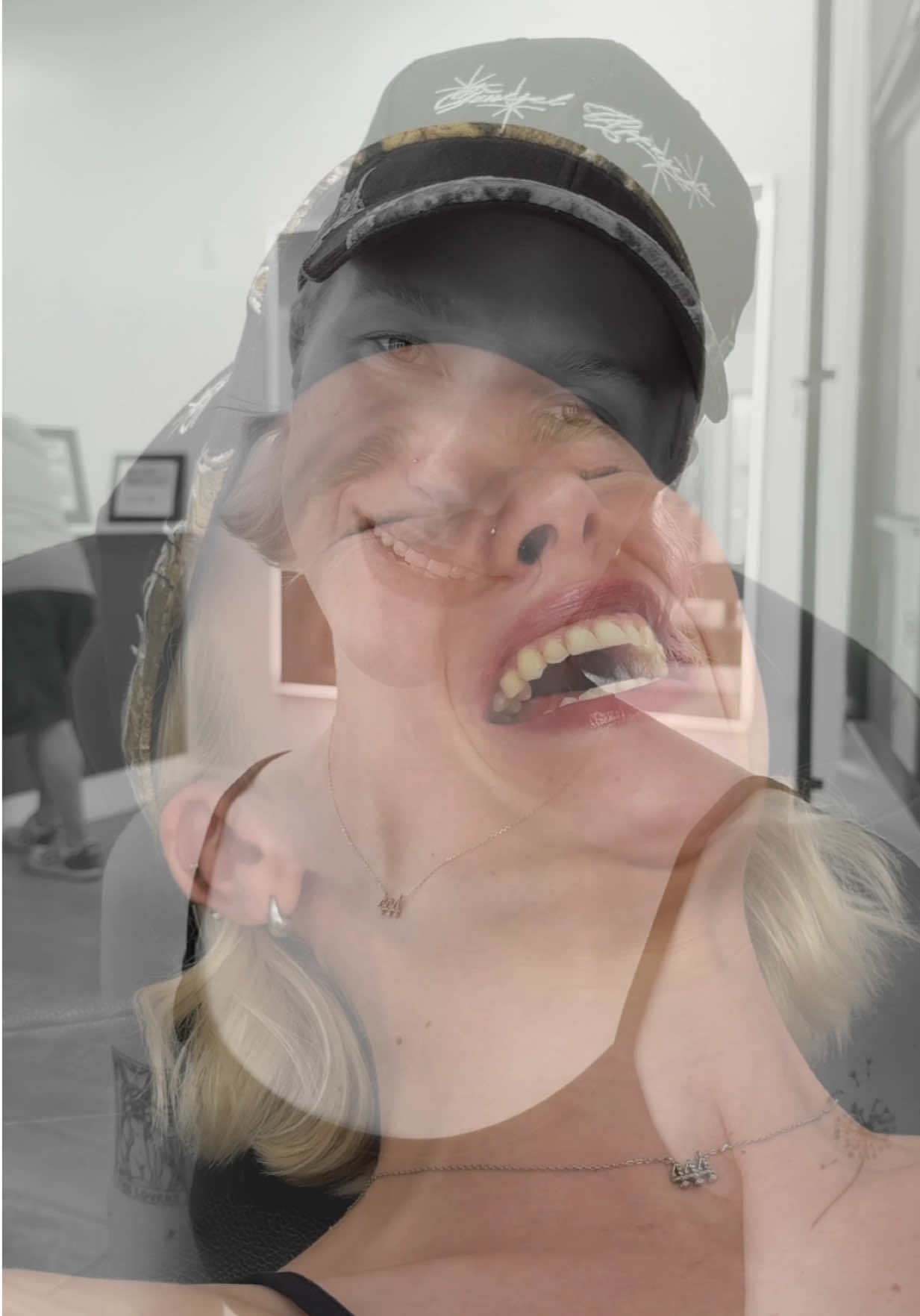 @โ georgia bridgers โ