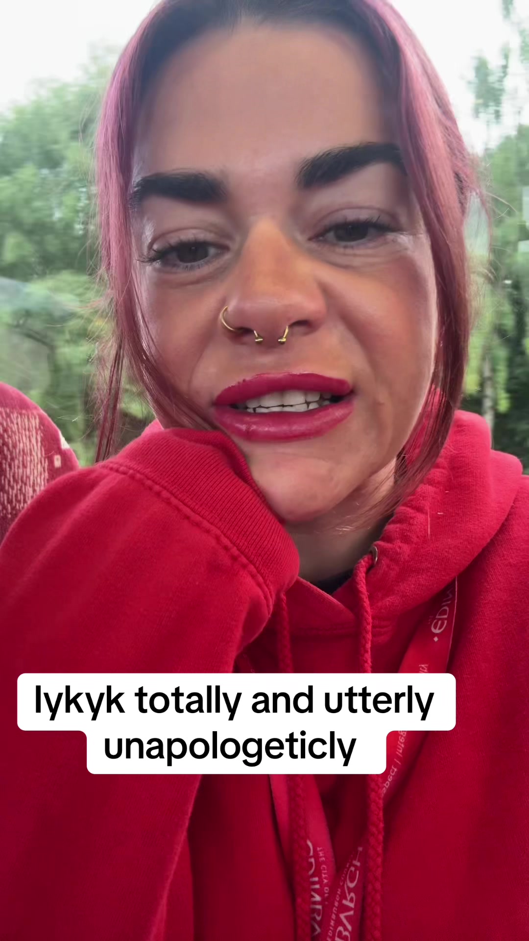 @JJT 🦋💜