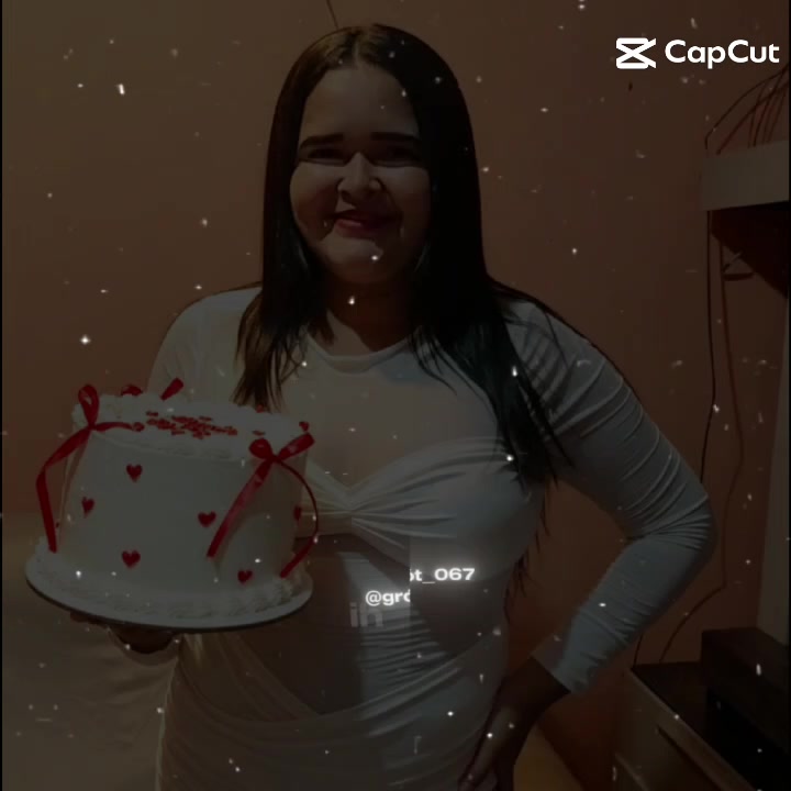 @Julyana_Syllvah