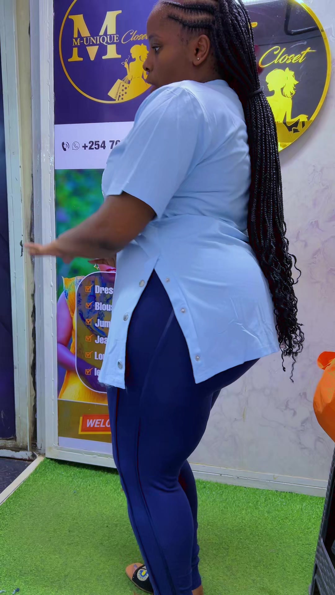 @M-unique closet// 0705606467