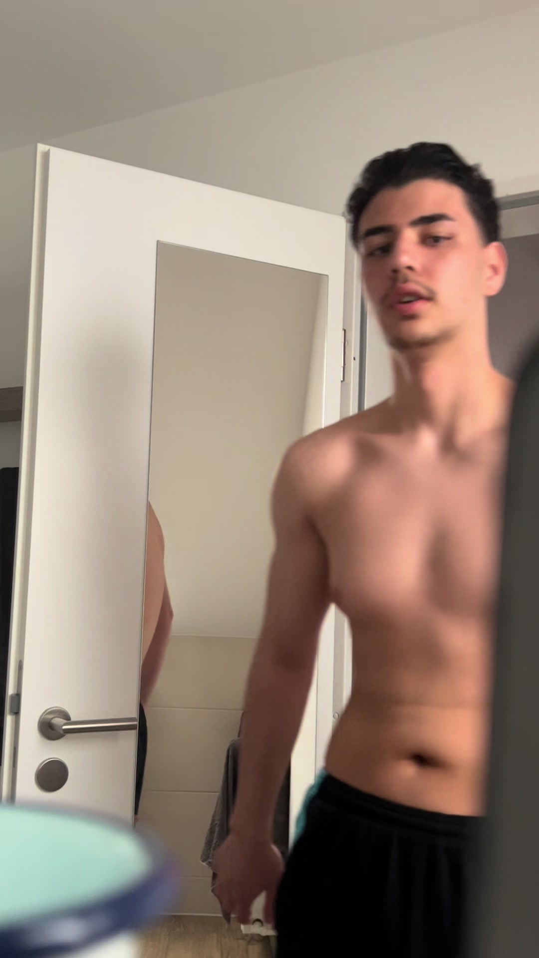 @ali