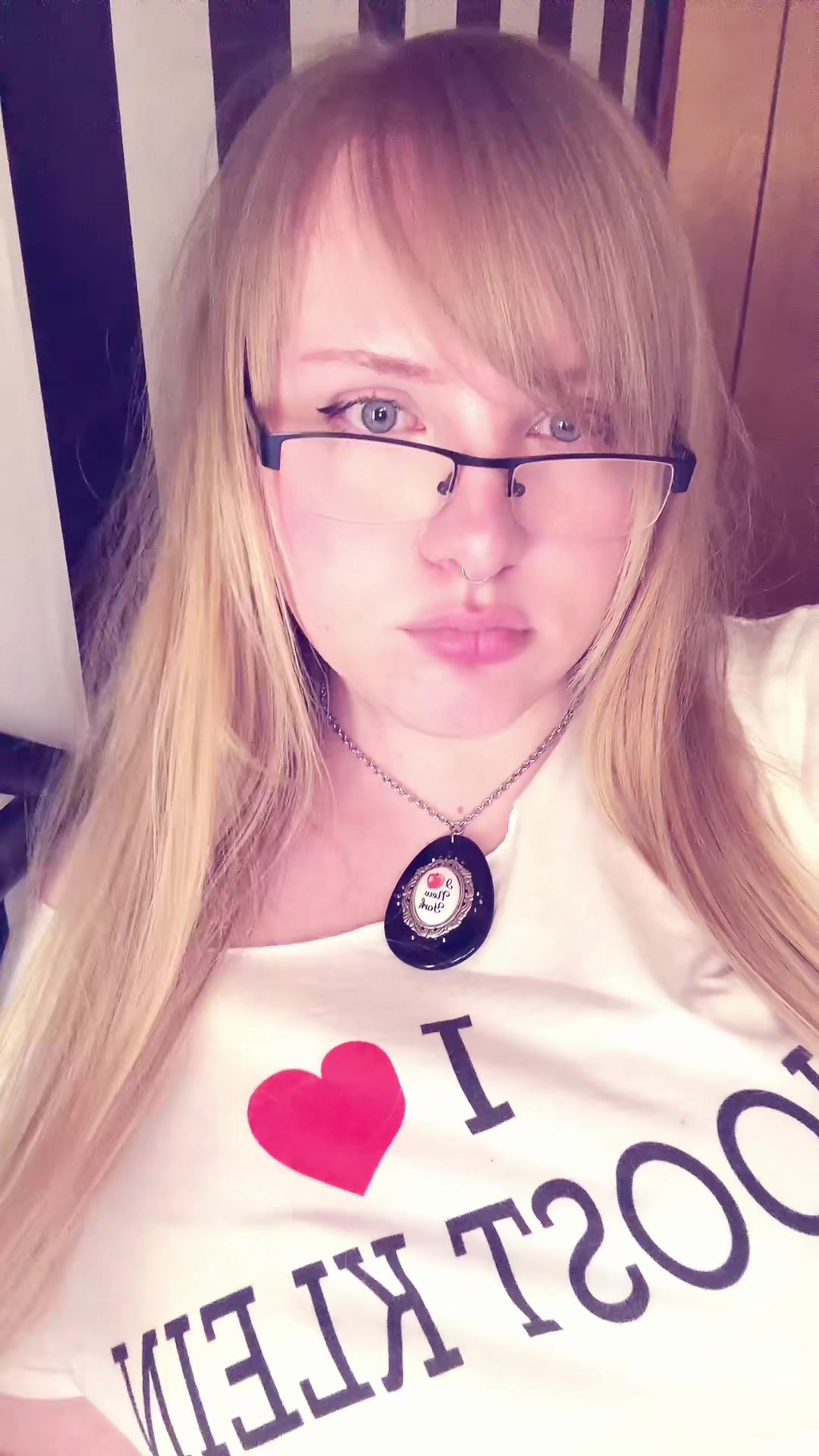 @randomcoolfriendonline