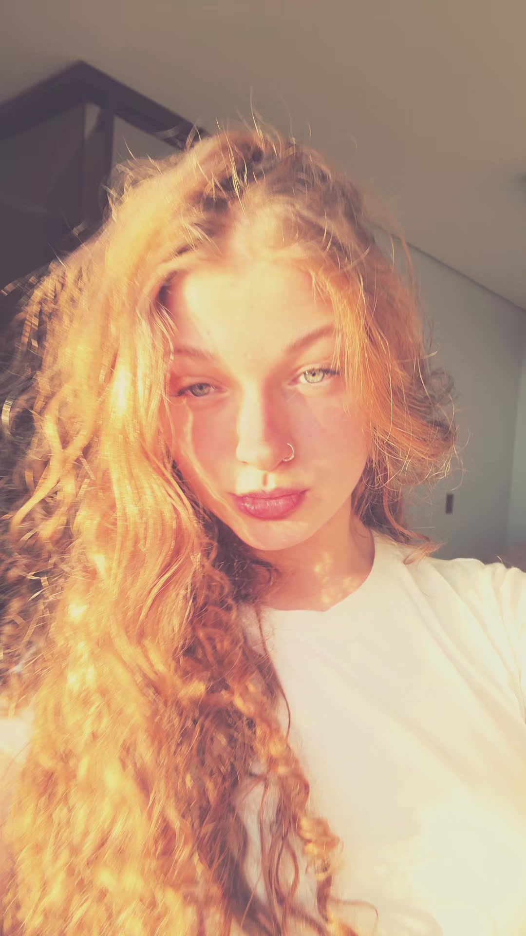 @🧜🏻♀️