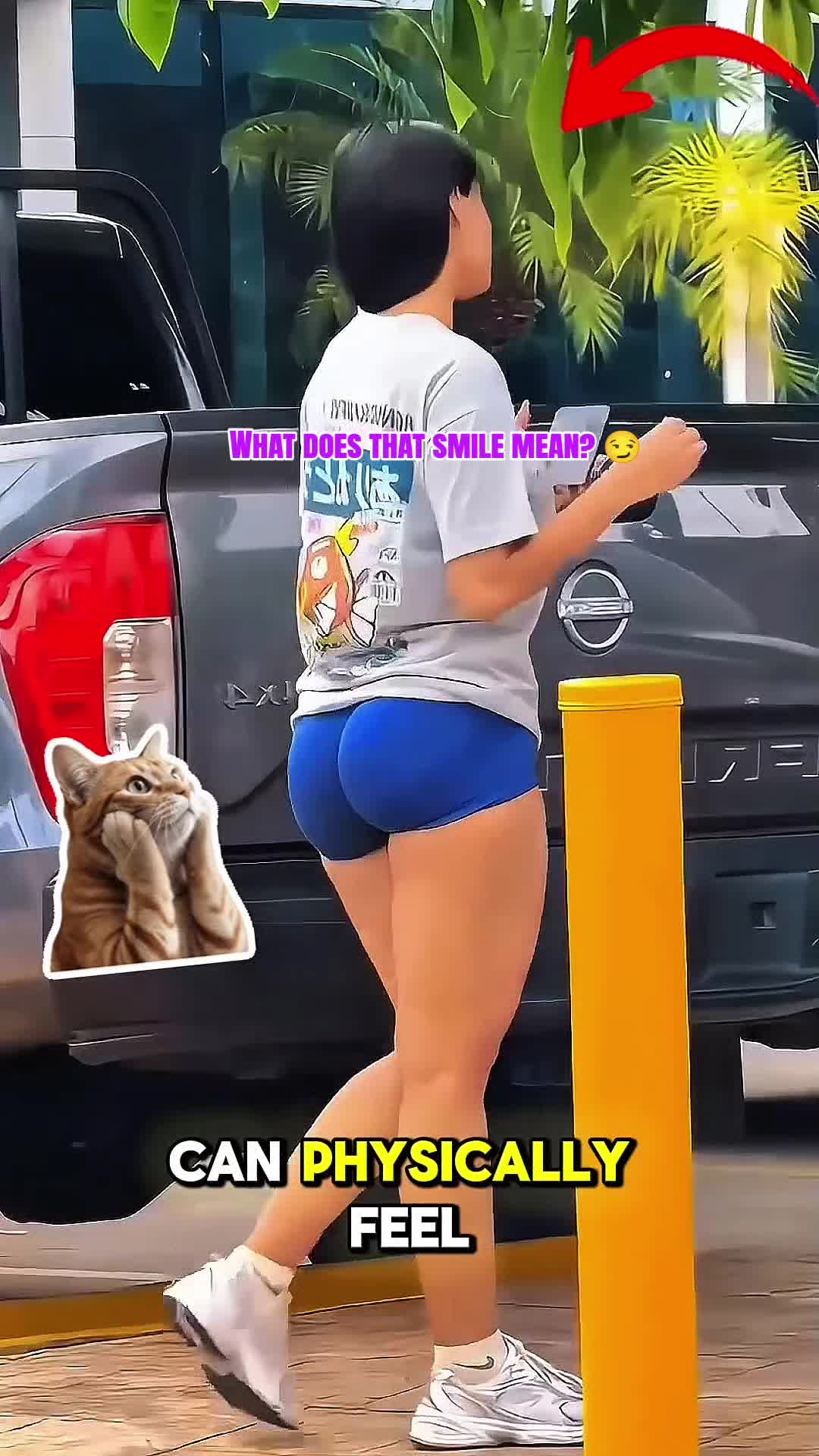 @Candid Looks