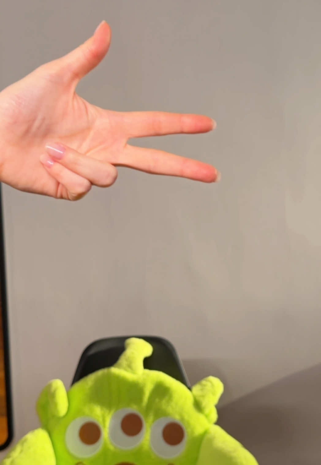 @neyro_desu