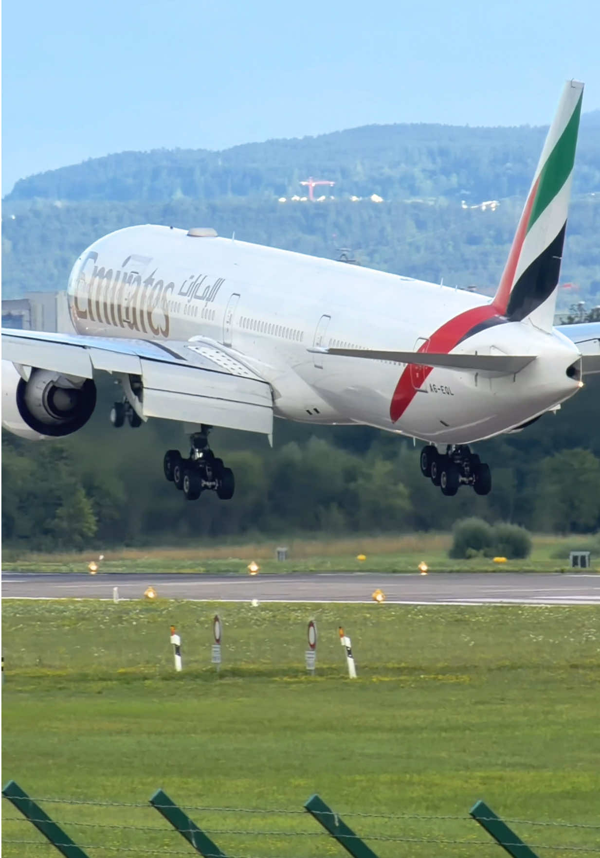 @ZRH_Airfieldmoments