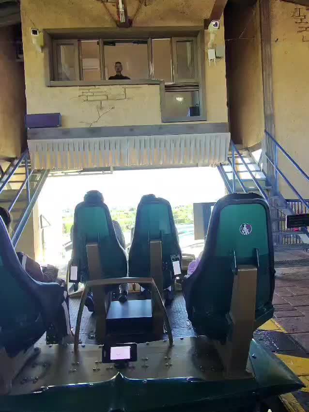 @KM