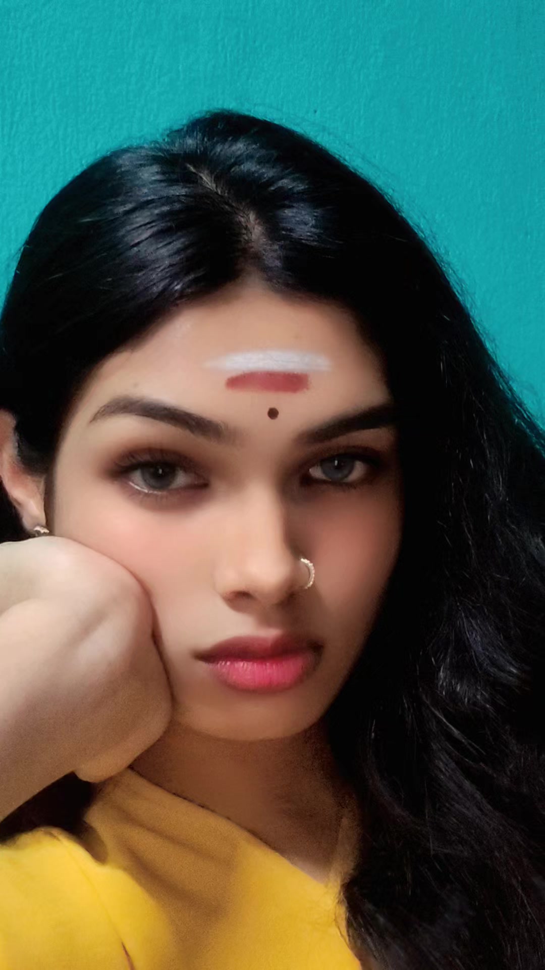 @Shree🤍👀🦋