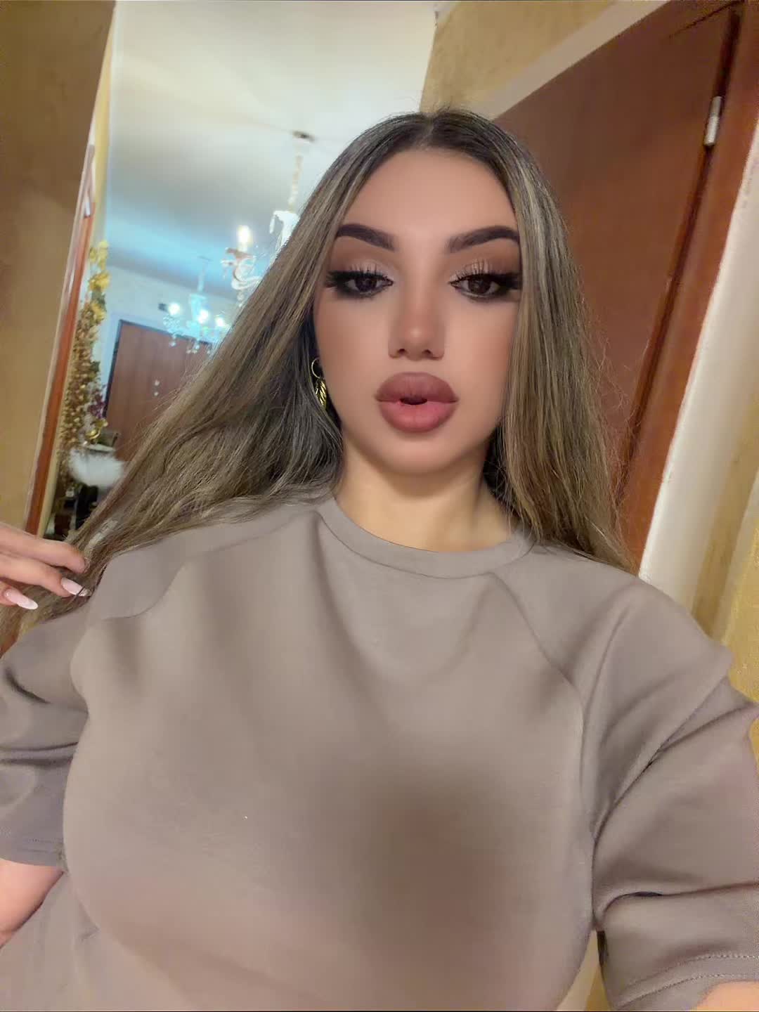 @Alehandra03