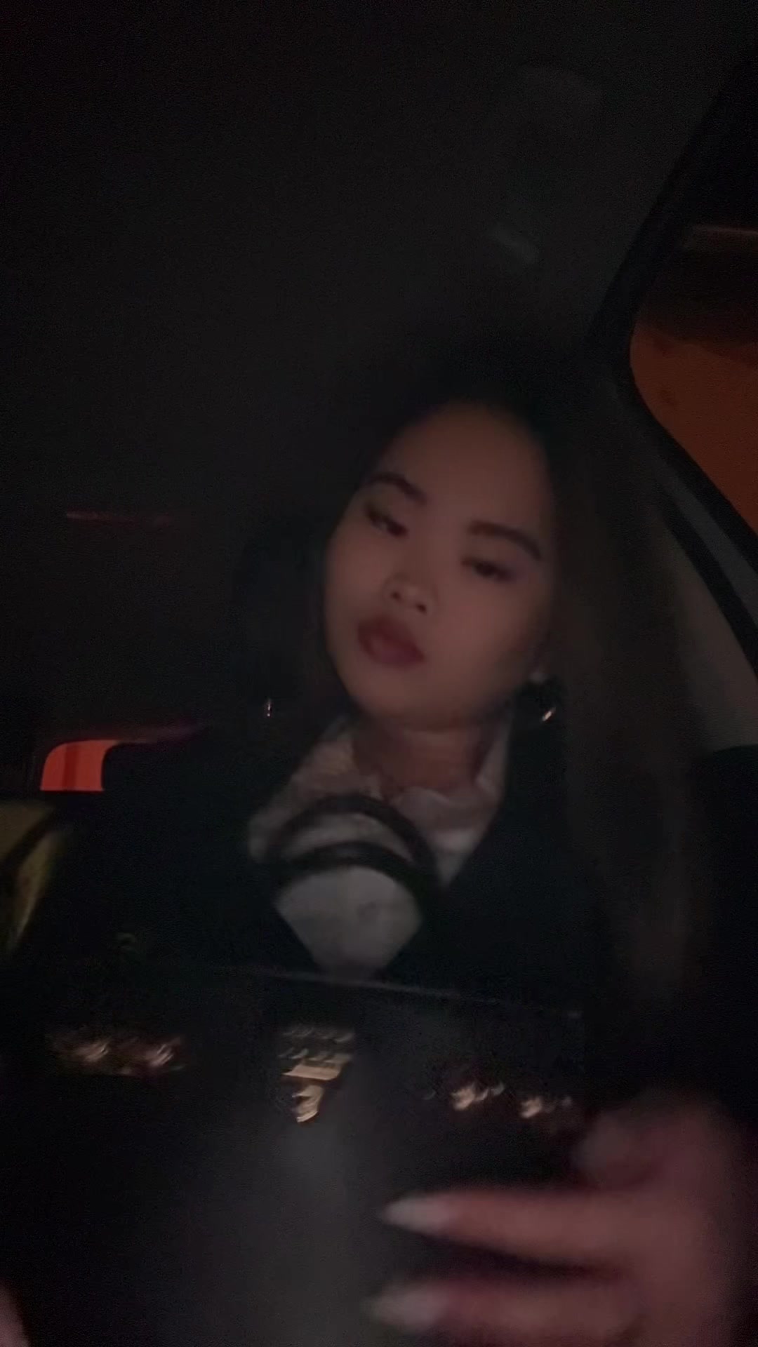 @Linda Tranova