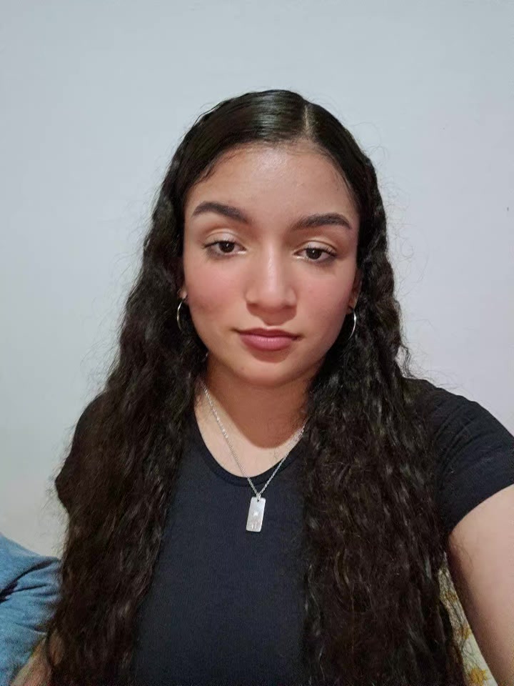 @aleja👩🏻🌾⚡️