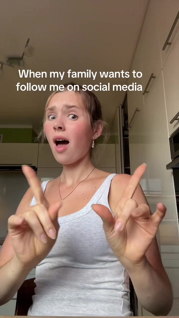 @✨