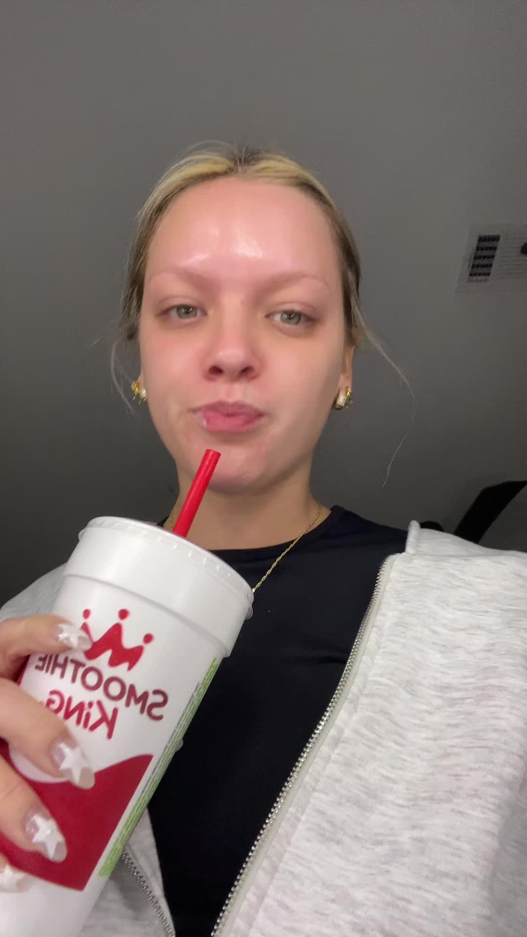 @hollandlee