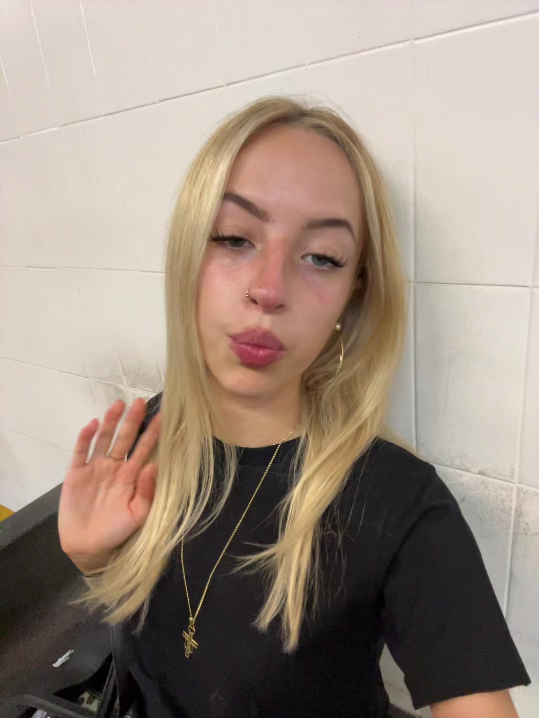 @ale🕸️