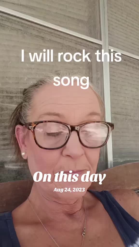 @granny at kitchen table 🎼🎵❌️