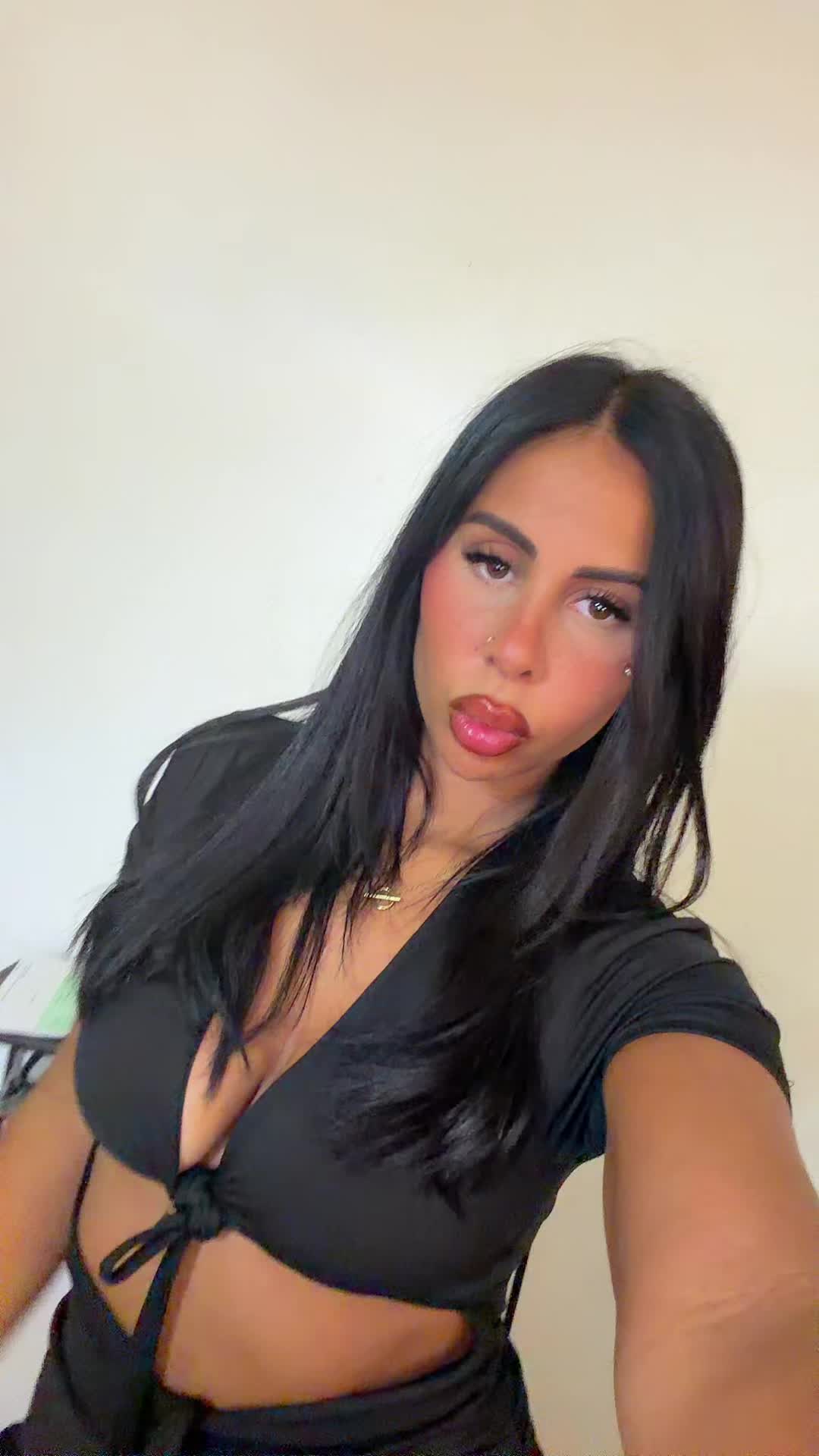 @Bella.dh