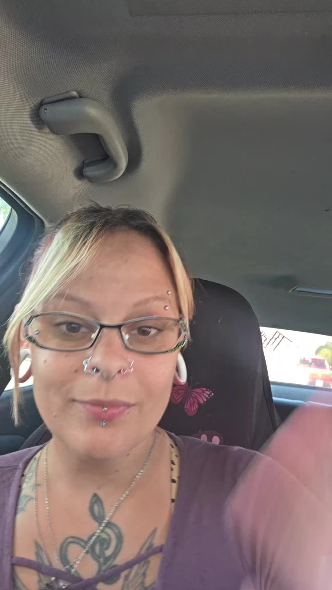 @Just_a_Sommer_girl