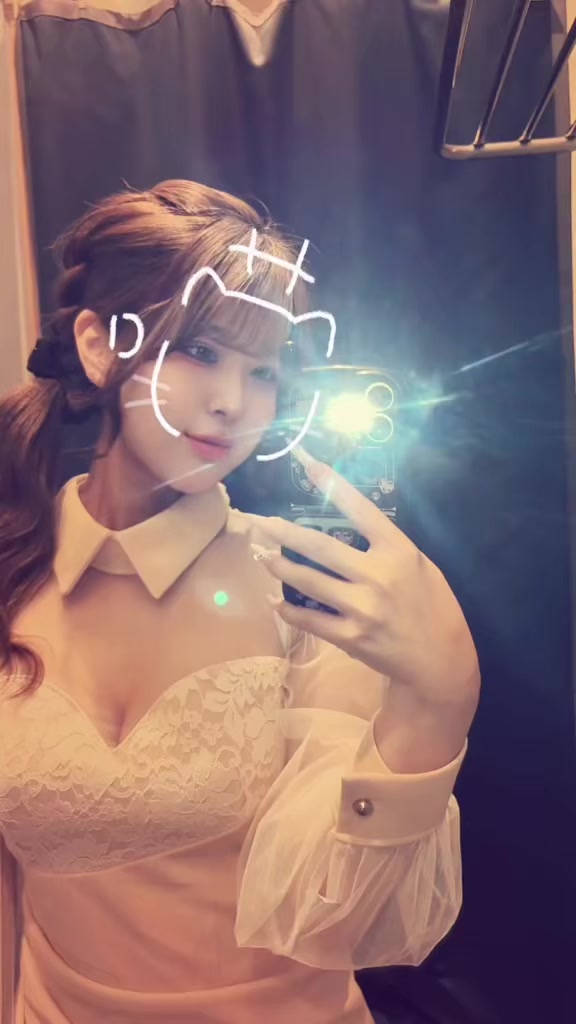 @なぎ