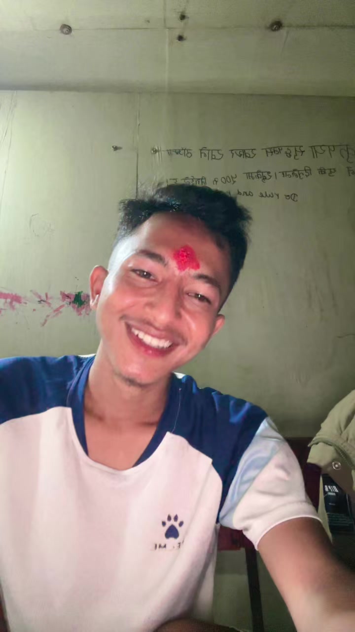 @,