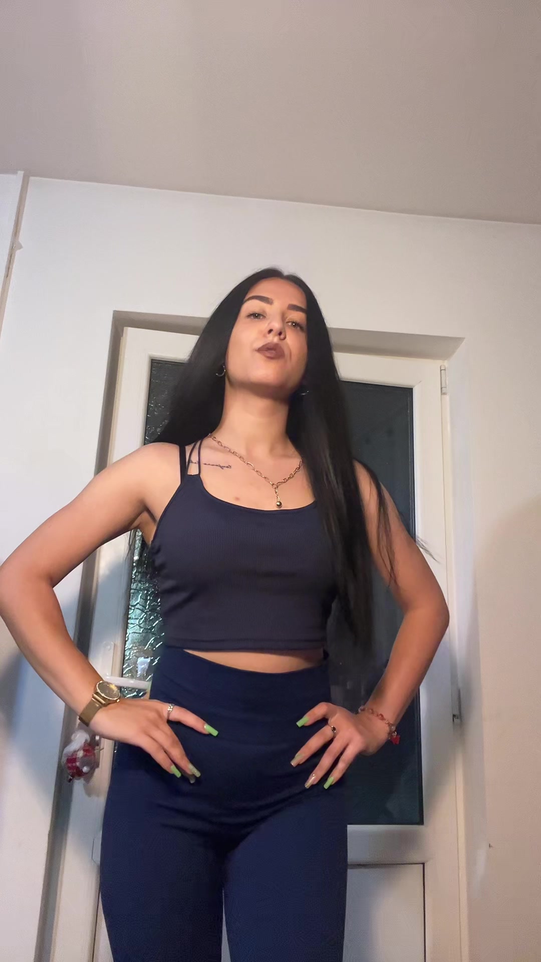 @𝒸𝓇𝒾𝓈𝓉𝒾𝓃𝒶