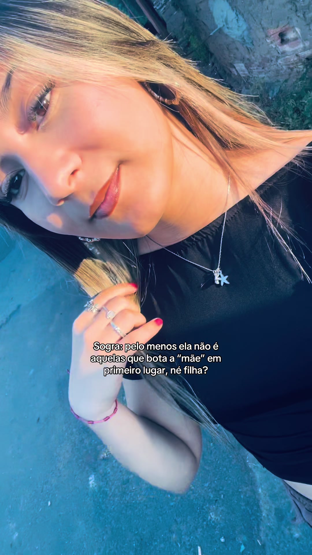 @P É T A L A