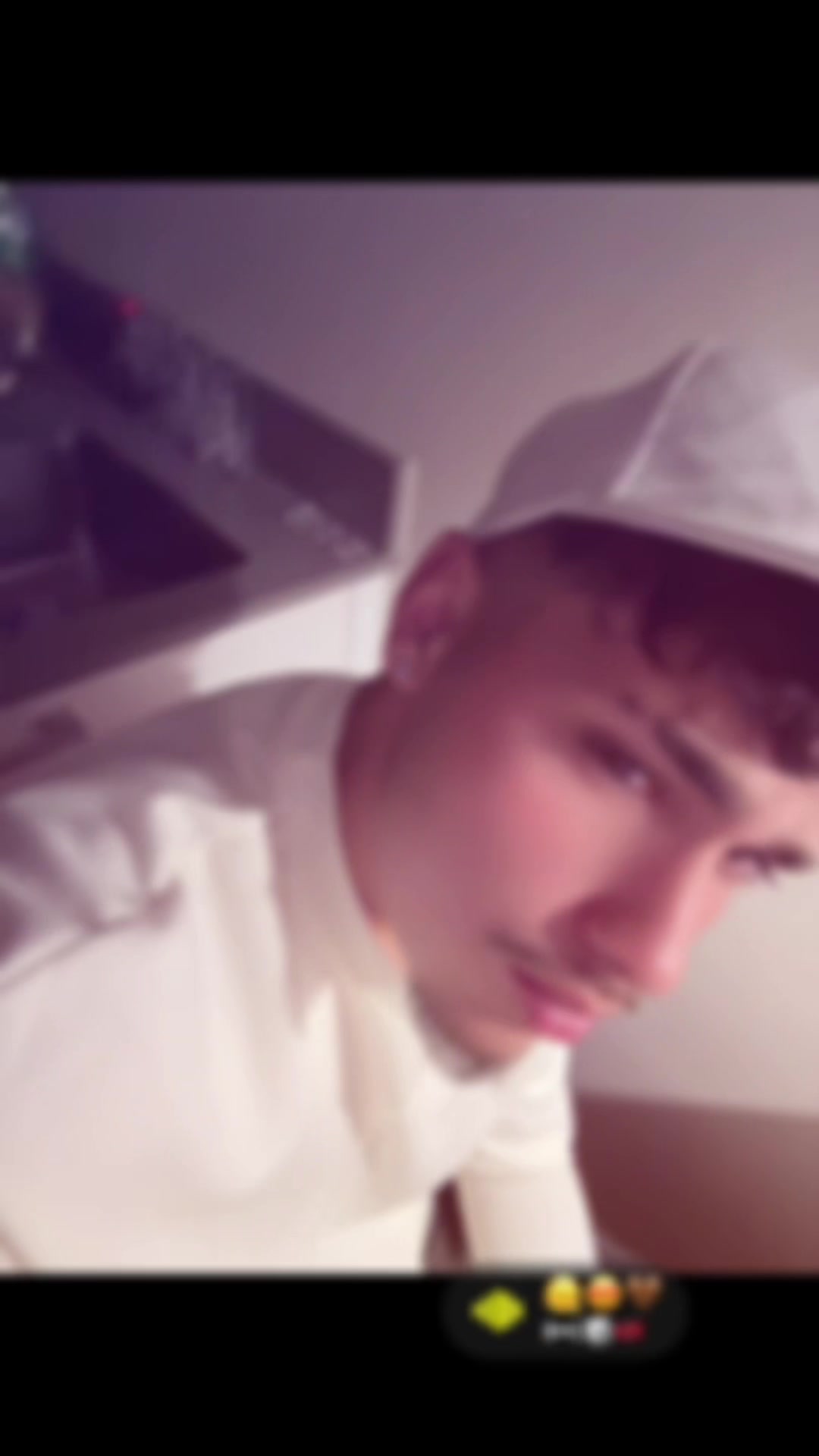 @Italianul