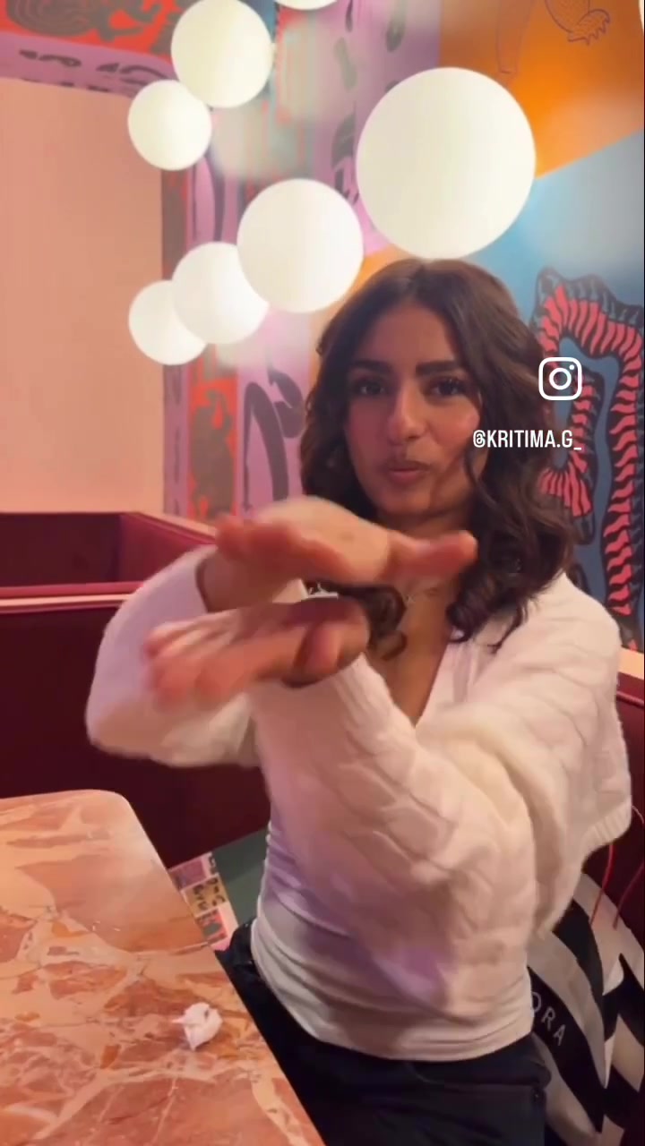 @kritima_9