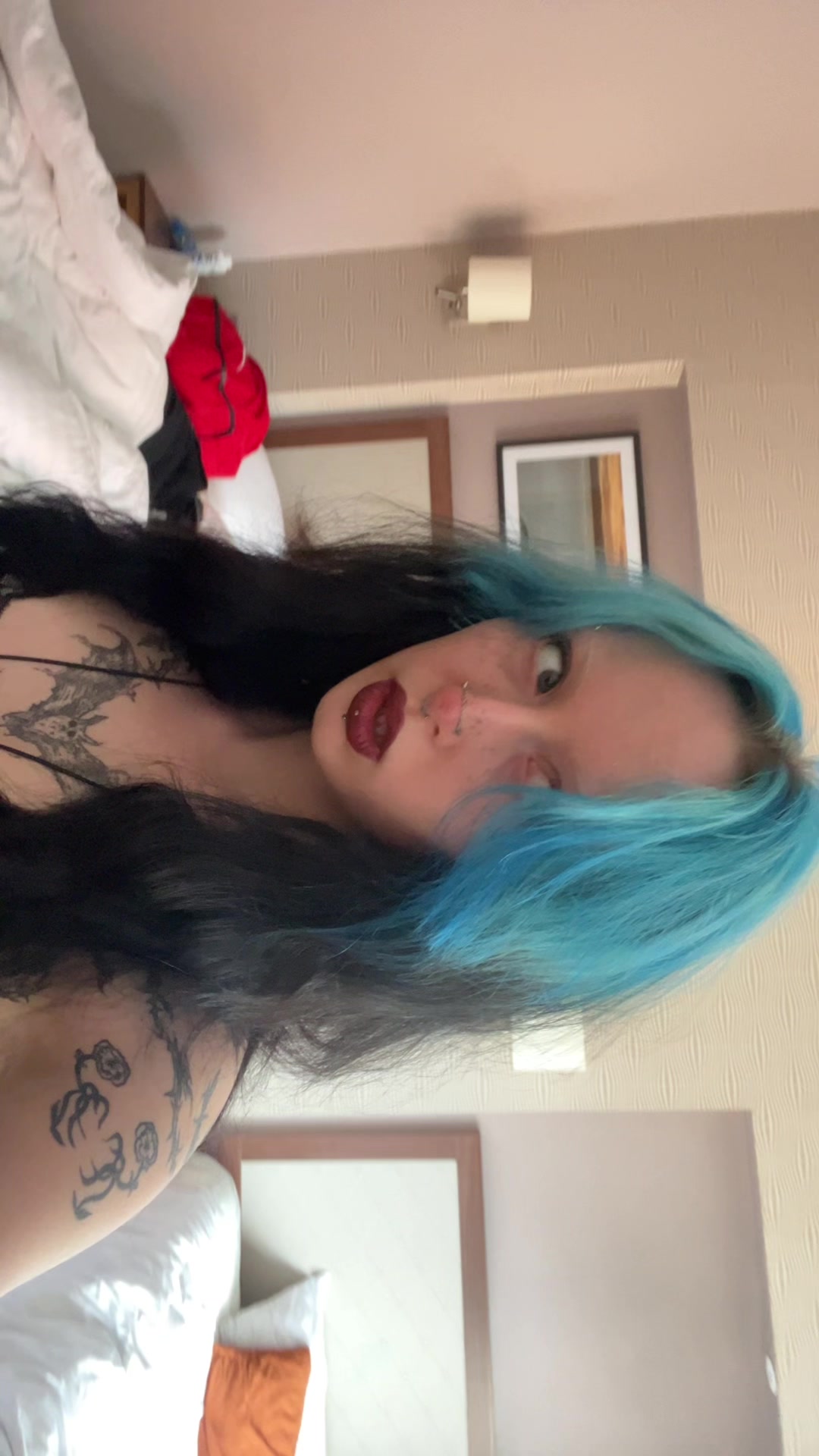 @alienmeowsz