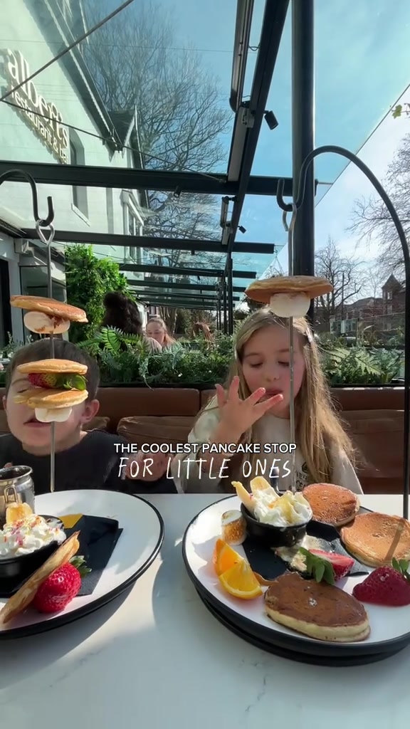 @AlbertsRestaurants