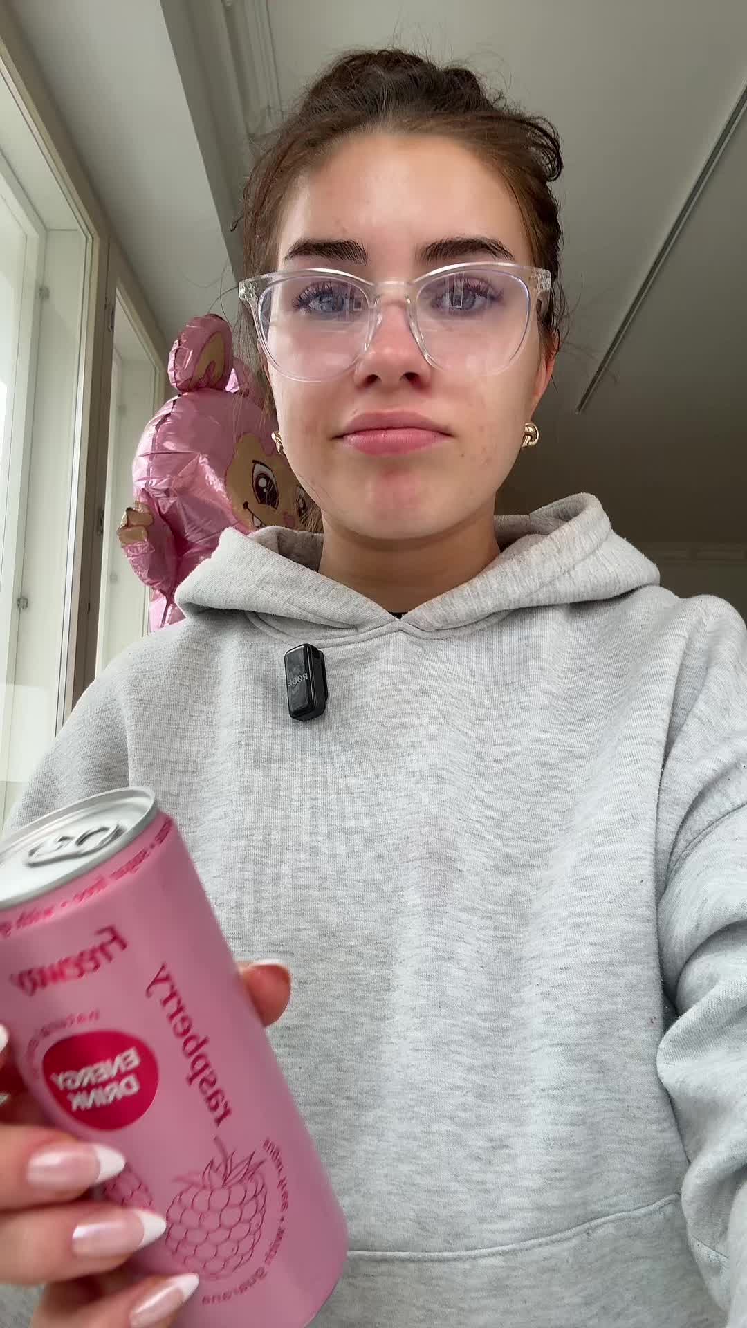 @𝑴𝑨𝑹𝑰𝑲𝑨✨