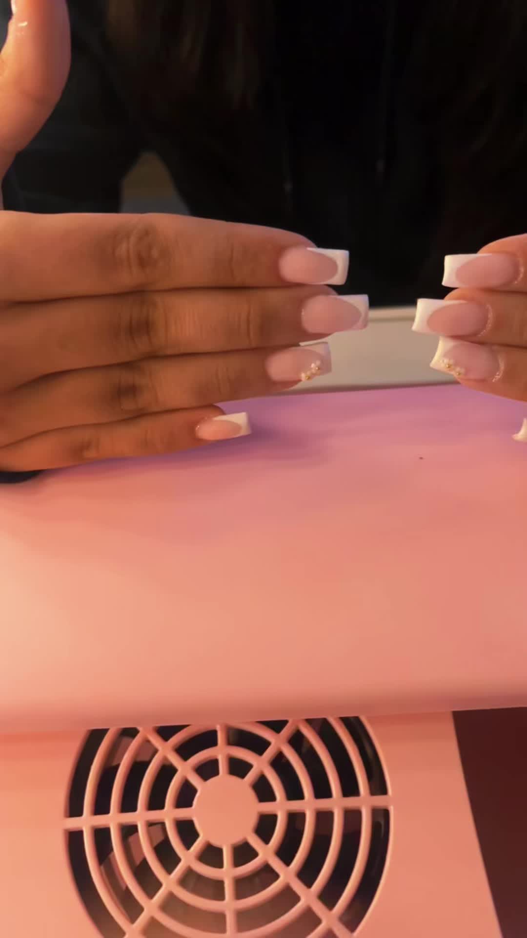@𝓔𝓵𝓵𝓪💕