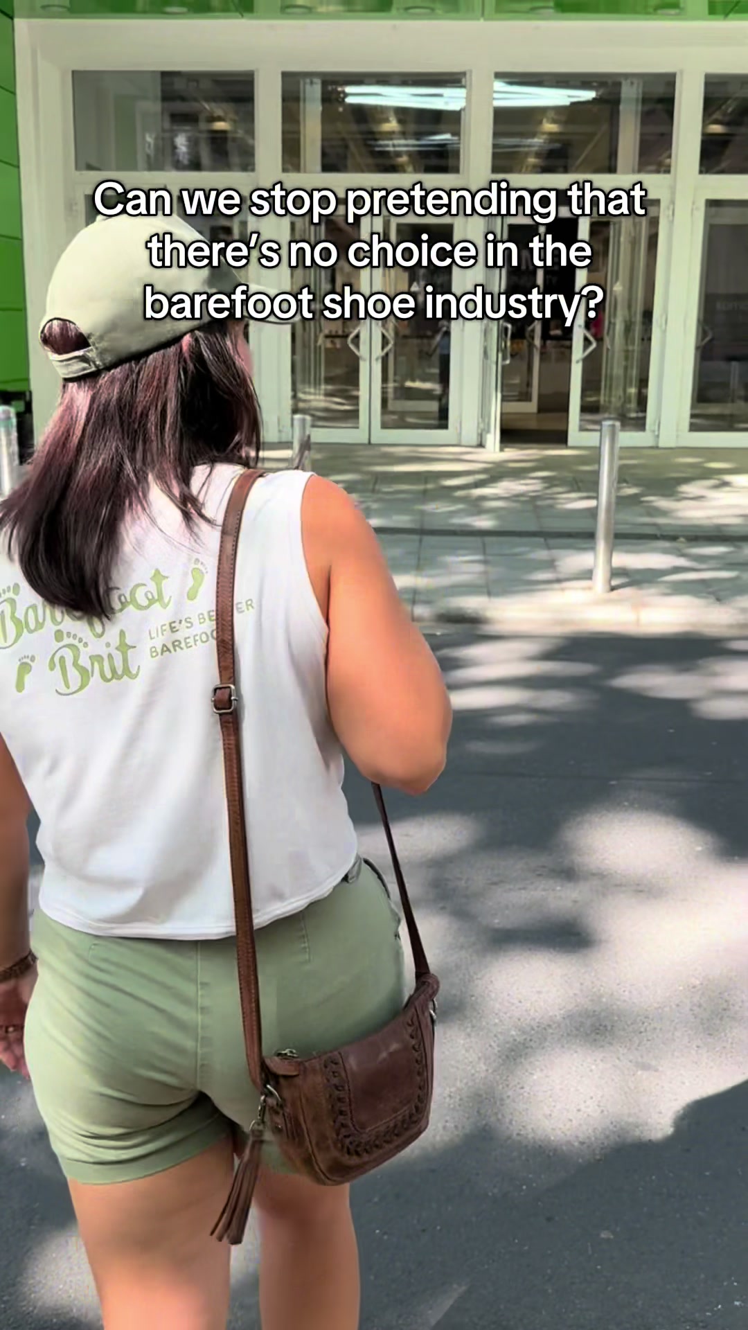 @Barefoot👣Brit