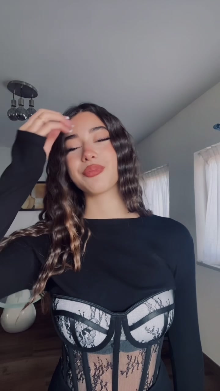 @𝐍𝐈𝐂𝐎𝐋𝐄🤍