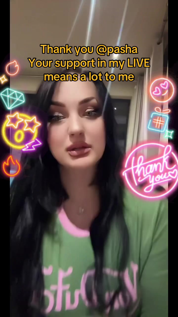 @Chloe🩵🩵💛💜💖🩵