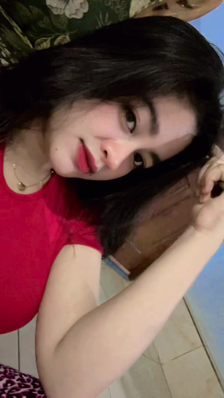 @putri bhawell
