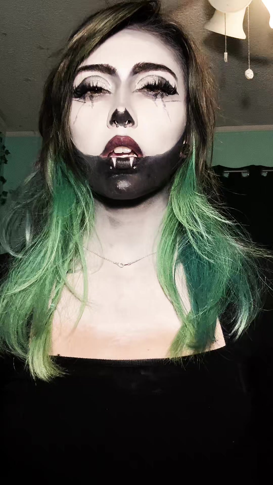 @Rhy
