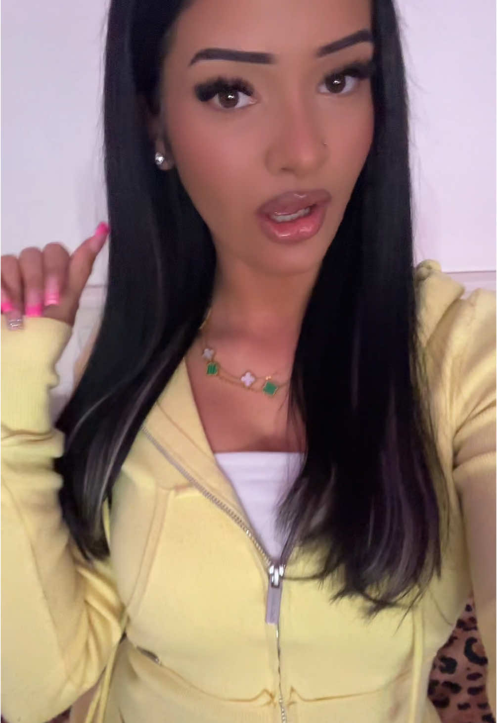 @dinaaxbss