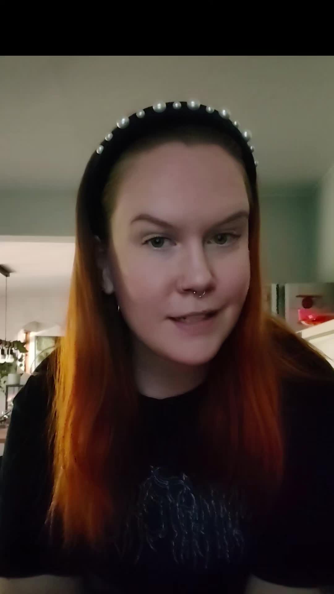 @Janinamoii