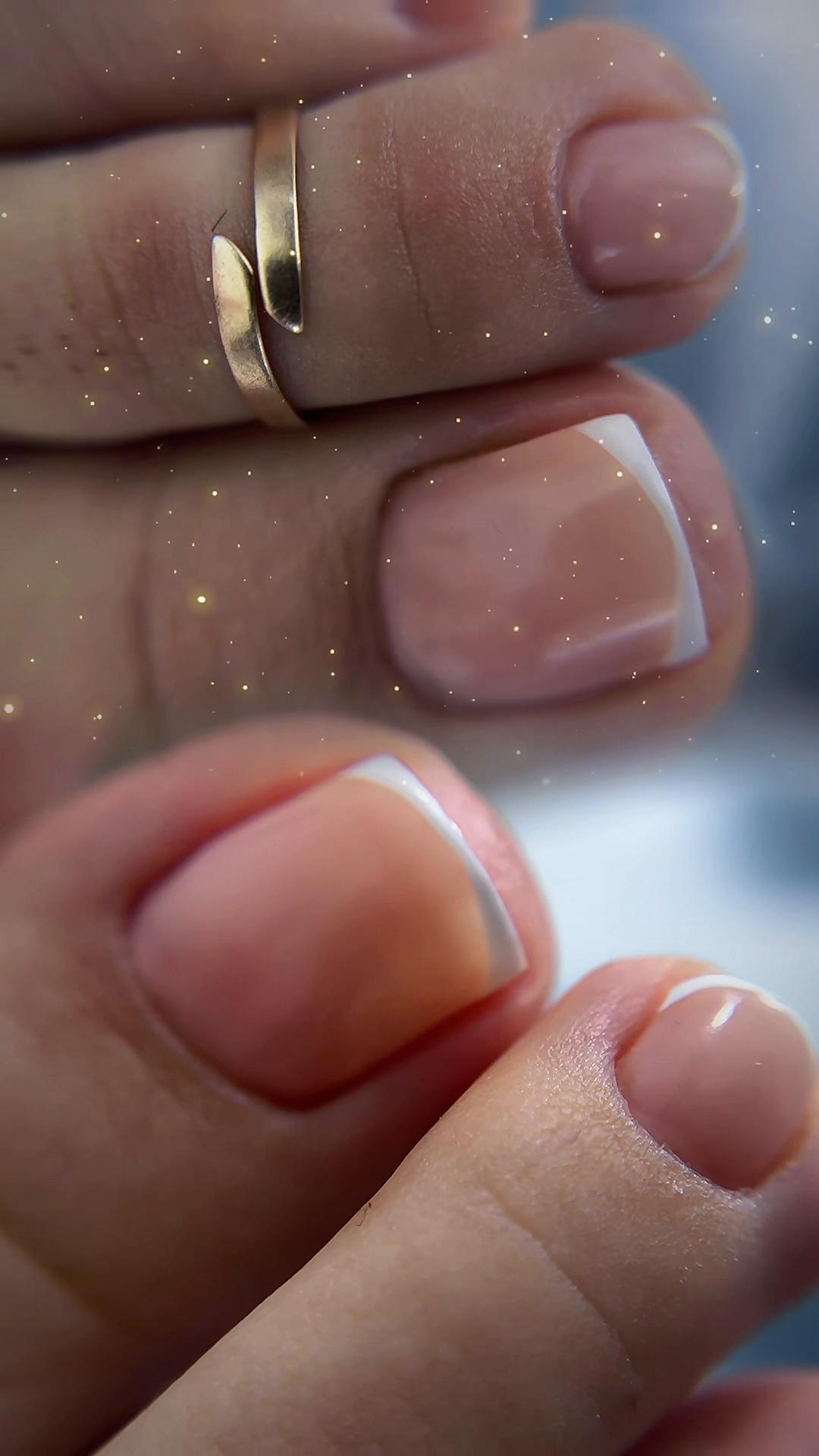 @Yenynailsbeauty