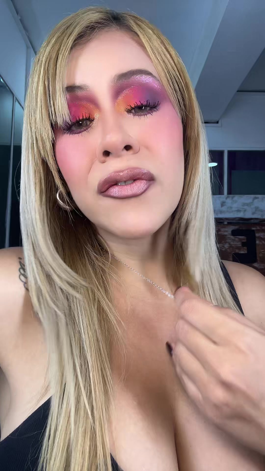 @Saday//Makeup//Dancer//UGC