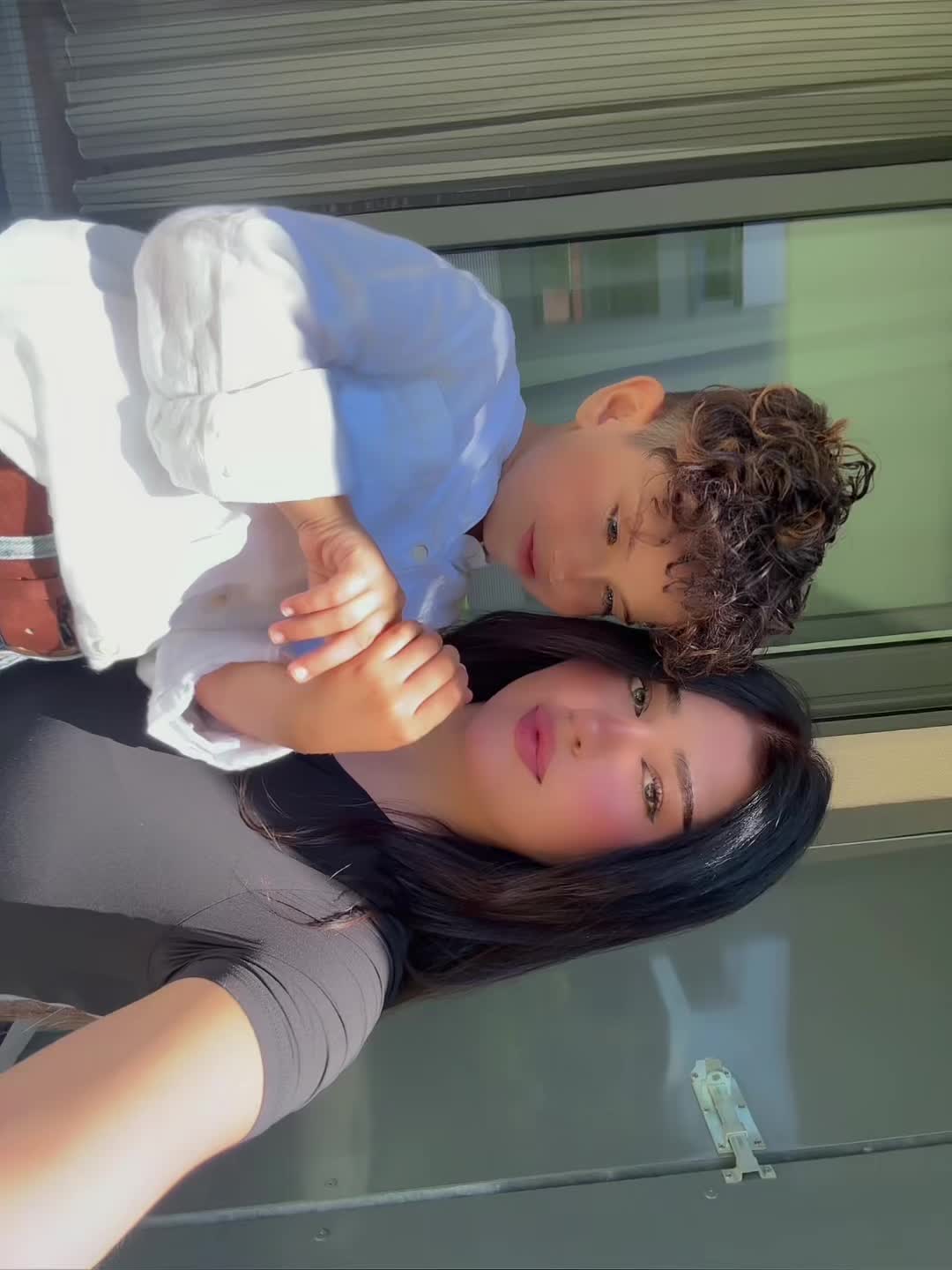 @roeina_achekzai
