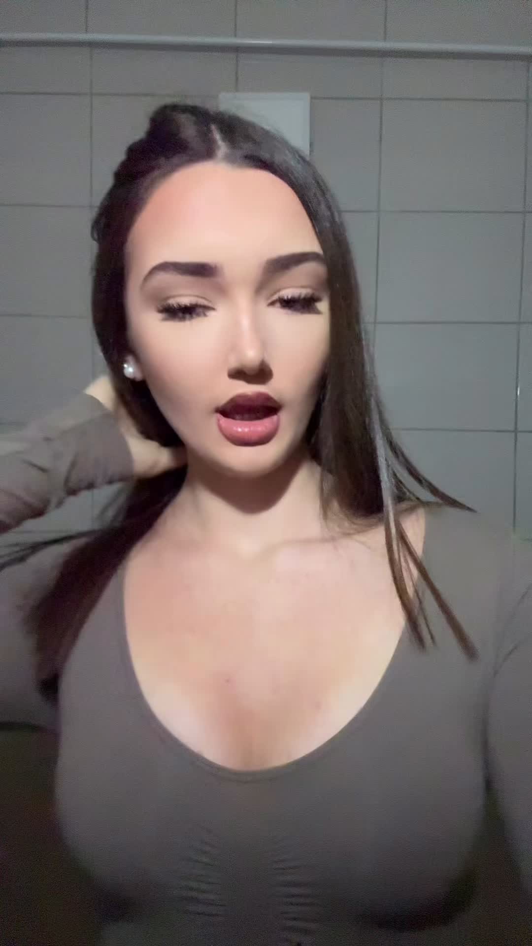 @𝐨🇦🇱