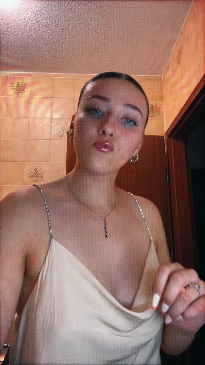 @🩵Roxy🩵